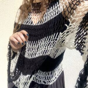 The Siren Shrug Pattern