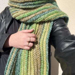 Knit-Like Scarf Pattern